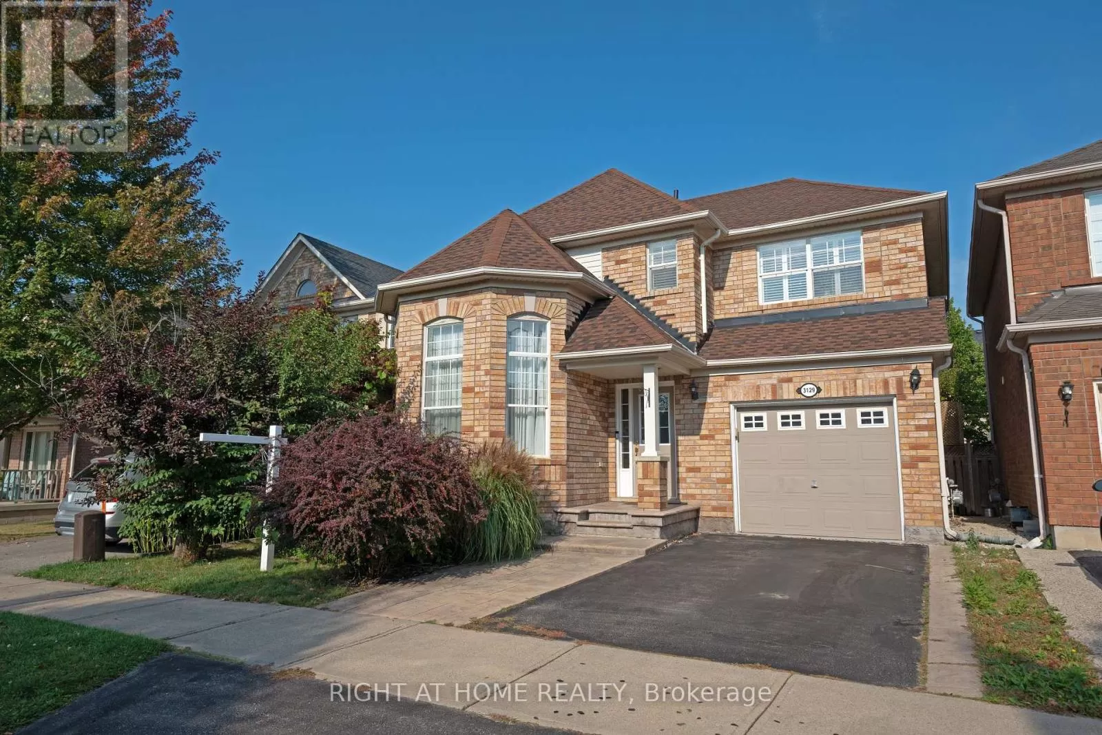 House for rent: 3129 Abernathy Way, Oakville, Ontario L6M 5C2