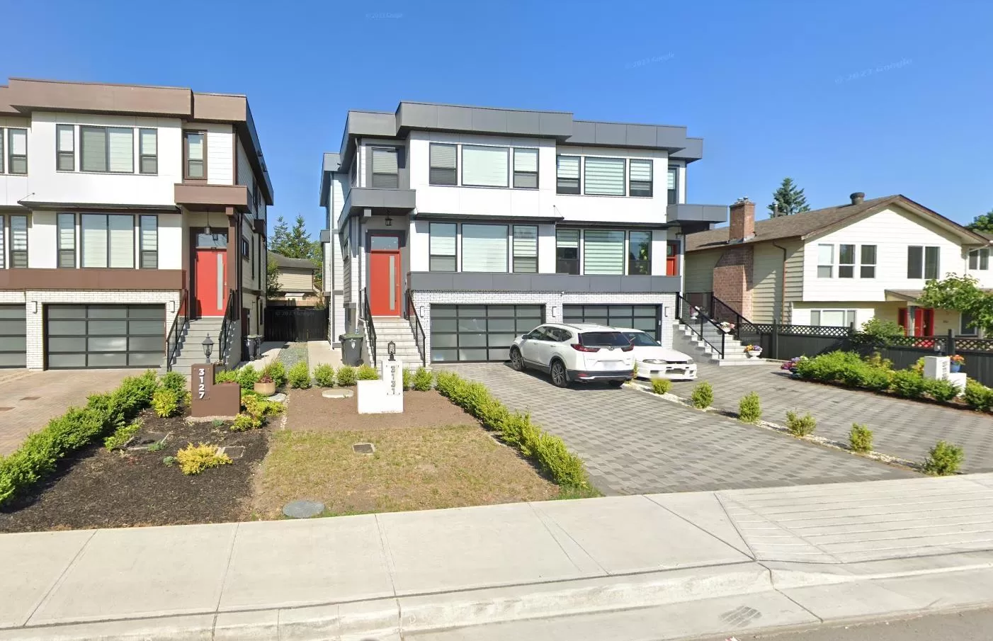 Duplex for rent: 3131 268 Street, Langley, British Columbia V4W 3E4