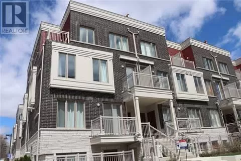 Row / Townhouse for rent: 32 - 120 Long Branch Avenue, Toronto, Ontario M8W 0B1