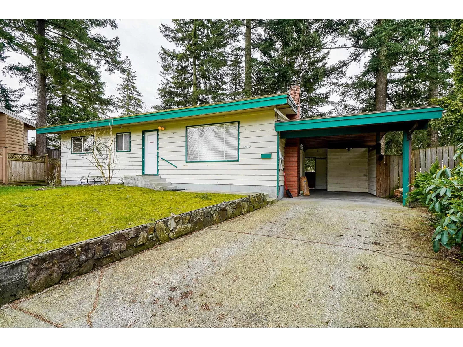 House for rent: 32342 Diamond Crescent, Abbotsford, British Columbia V2T 2L7