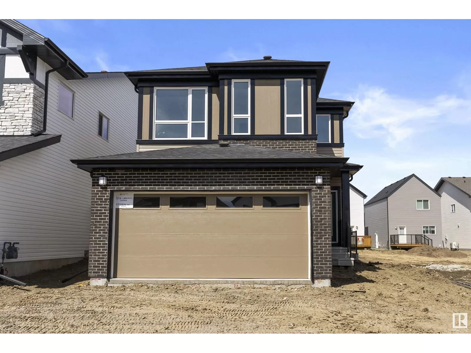 House for rent: 3246 Chernowski Wy Sw, Edmonton, Alberta T6W 5H2