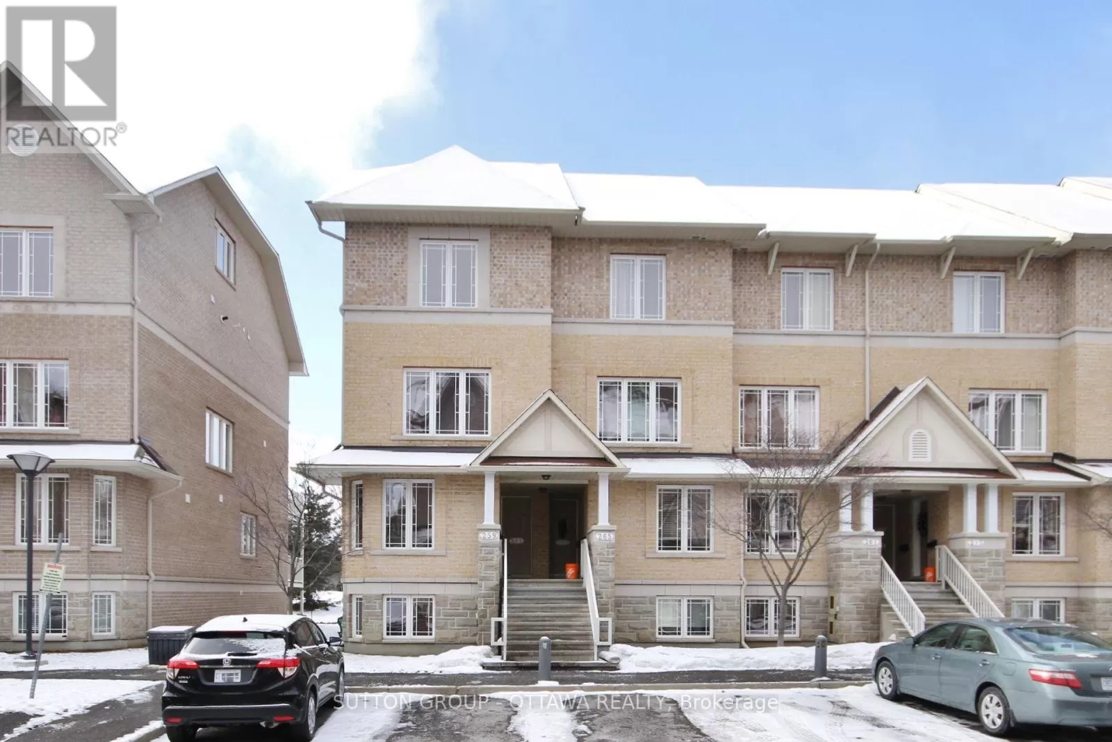 Row / Townhouse for rent: 33 - 261 Paseo, Ottawa, Ontario K2G 3T5