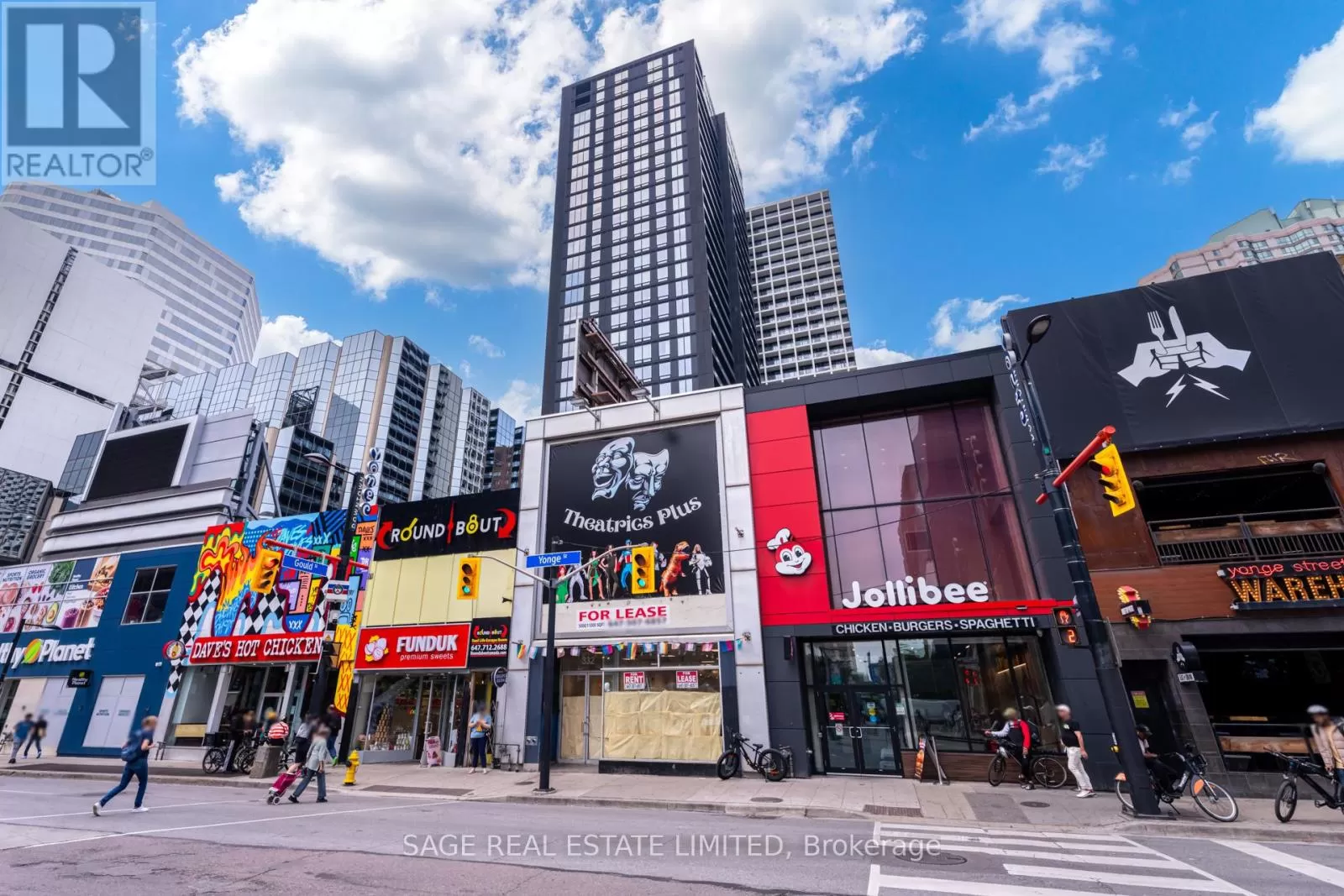 332 Yonge Street, Toronto, Ontario M5G 1C9