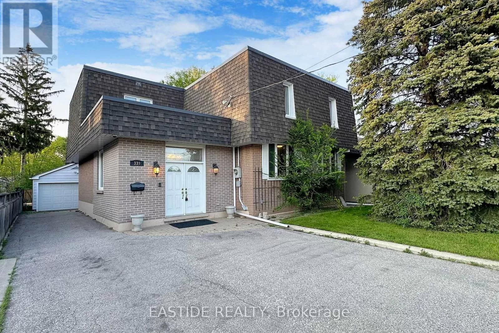 House for rent: 339 Elmwood Avenue, Richmond Hill, Ontario L4C 1L7