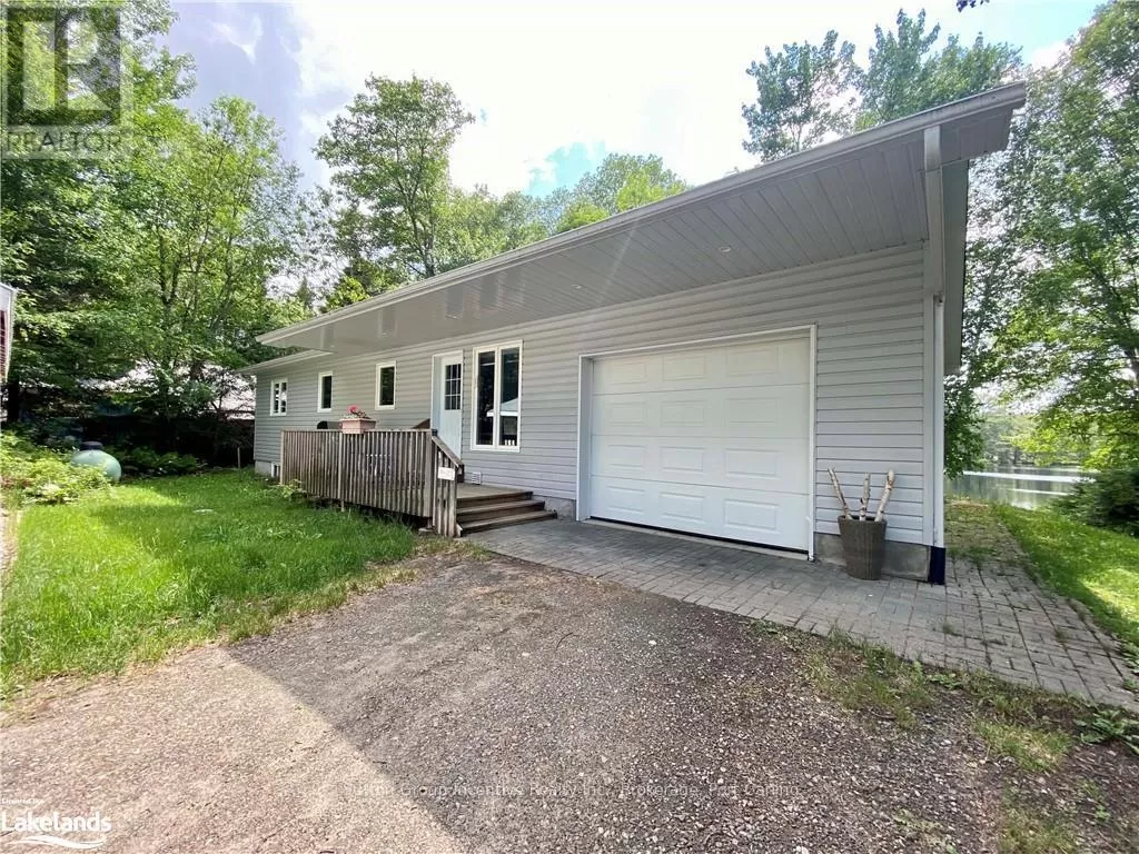 House for rent: 34 Hunts Road, Huntsville, Ontario P1H 1J4