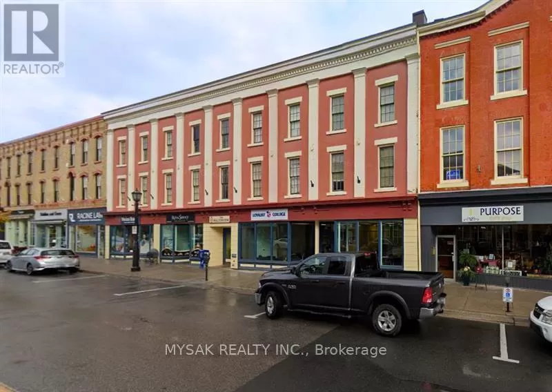 Multi-Family for rent: 34-46 Walton Street, Port Hope, Ontario L1A 1N1