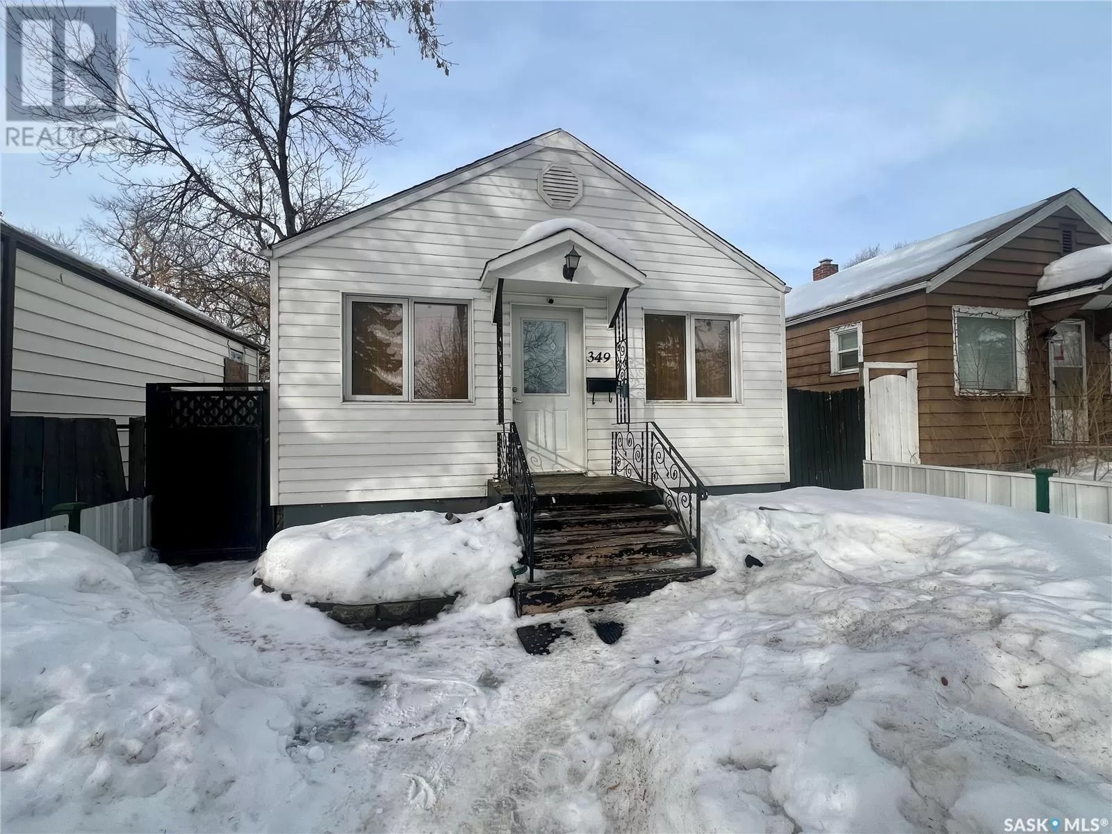 House for rent: 349 R Avenue S, Saskatoon, Saskatchewan S7M 2Z2