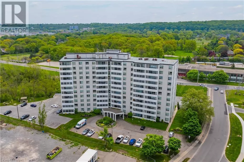 Apartment for rent: 35 Towering Heights Boulevard Unit# 804, St. Catharines, Ontario L2T 3G8