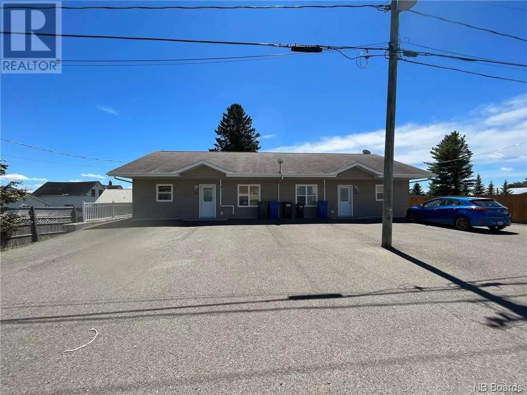 Duplex for rent: 36-38 Cn, Grand-Sault/Grand Falls, New Brunswick E3Y 3V5