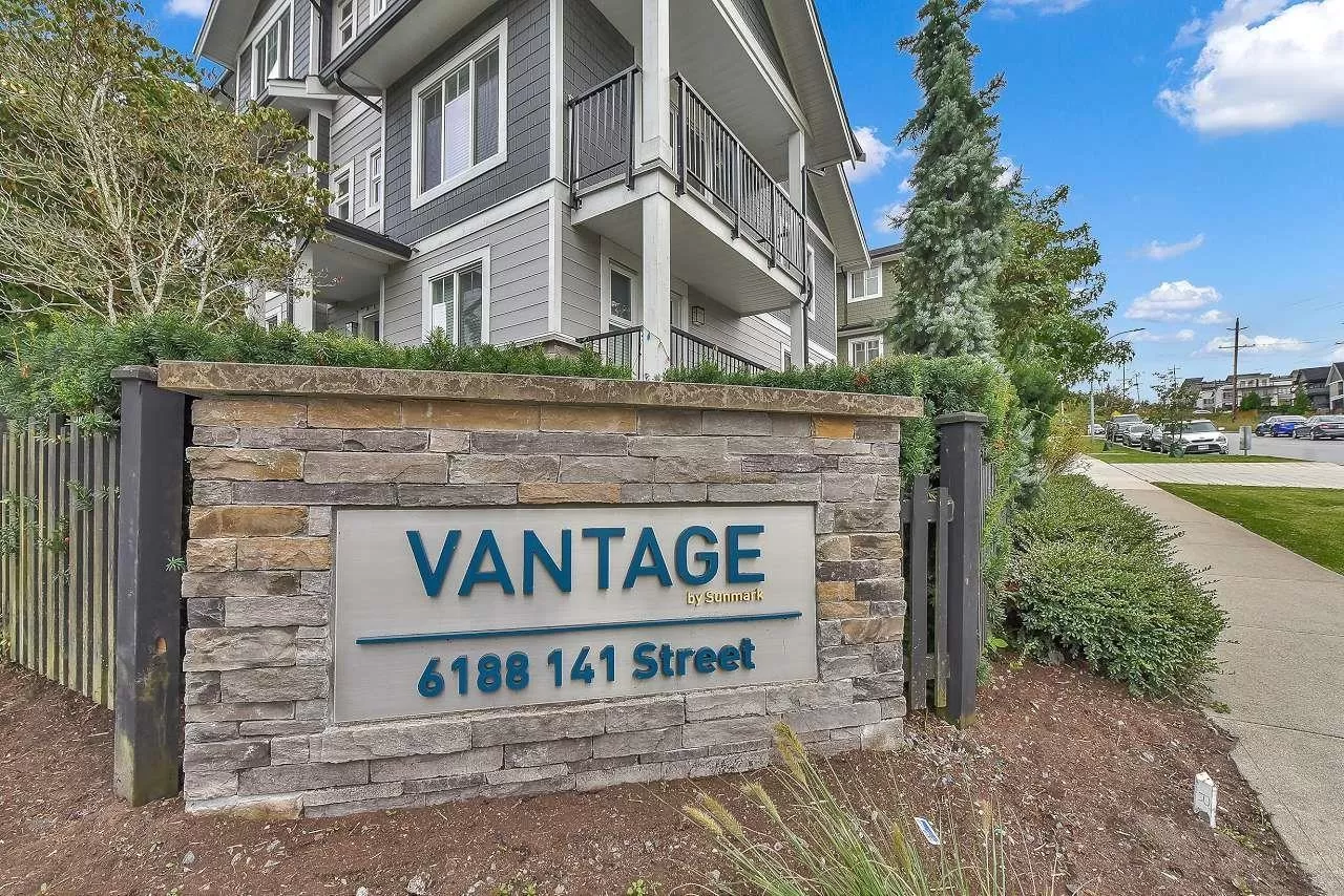 Row / Townhouse for rent: 37 6188 141 Street, Surrey, British Columbia V3X 0J7