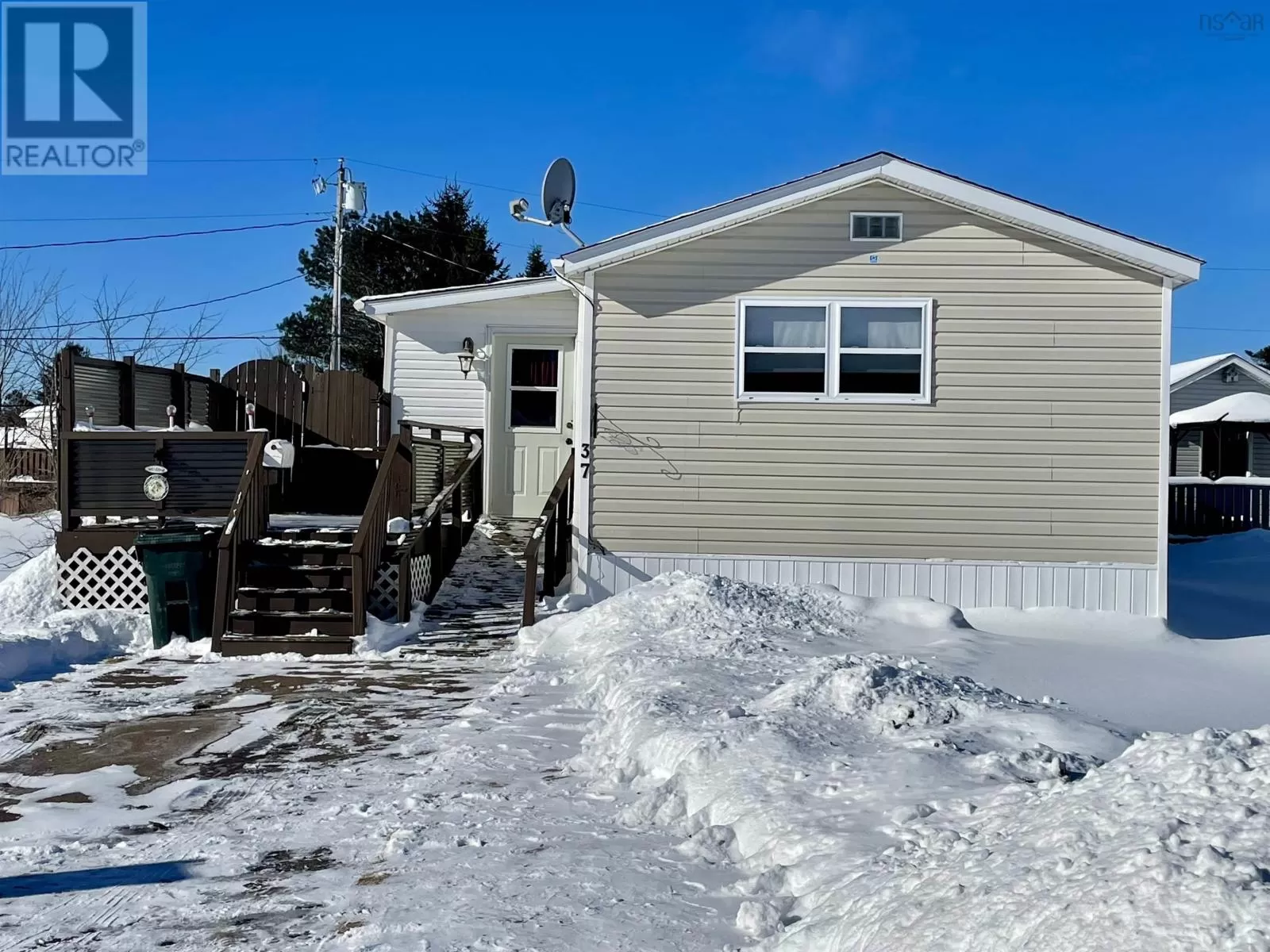 Mobile Home for rent: 37 Costin Drive, Amherst, Nova Scotia B4H 4B6