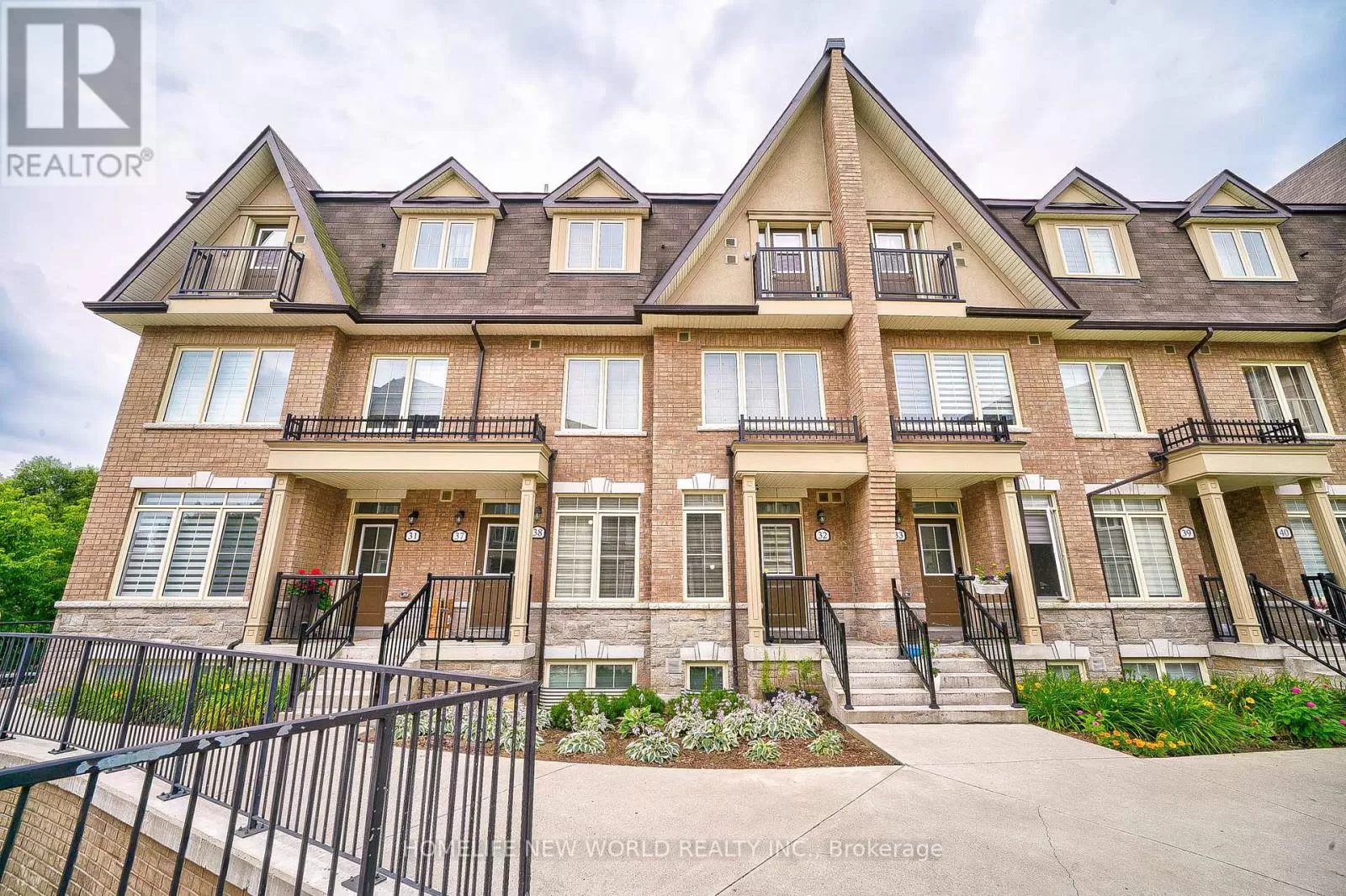 Row / Townhouse for rent: 38 - 181 Parktree Drive, Vaughan, Ontario L6A 5B1