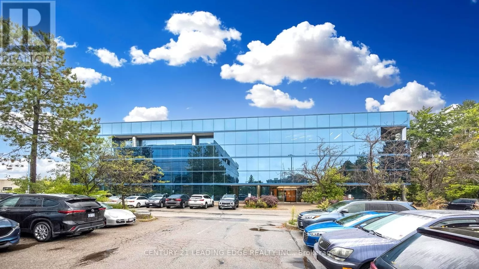 Offices for rent: 3rd Flr - 260 Town Centre Boulevard, Markham (Unionville), Ontario L3R 8H8