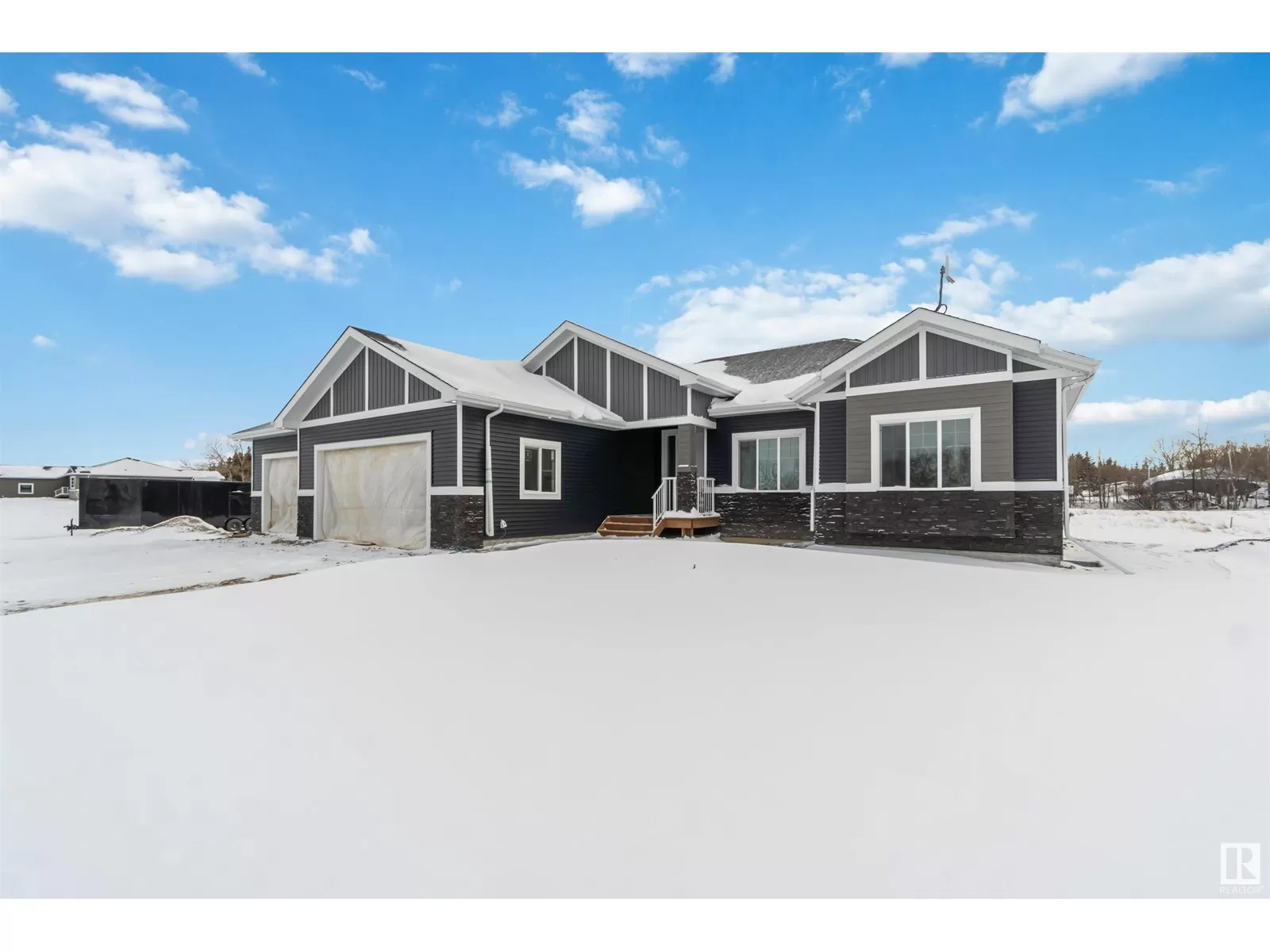 House for rent: #4 54104 Rge Road 274, Rural Parkland County, Alberta T7X 3S4