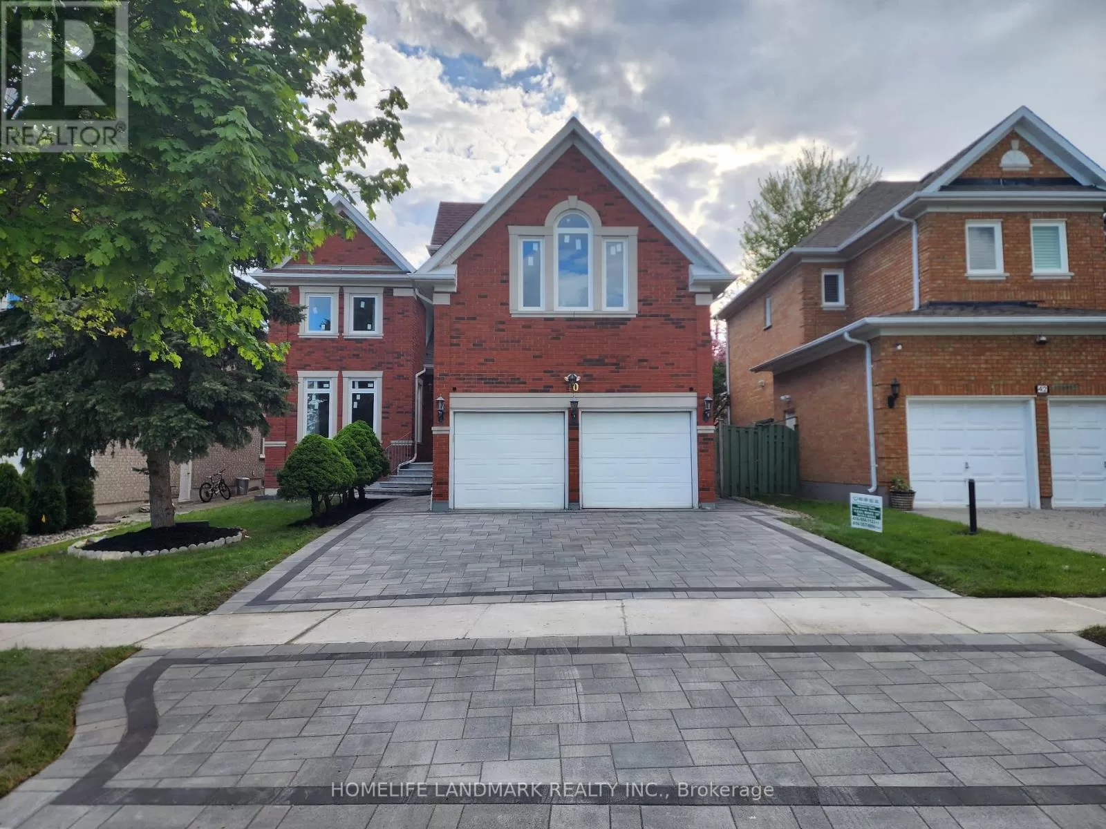 House for rent: 40 Kingmount Crescent, Richmond Hill, Ontario L4B 3W6