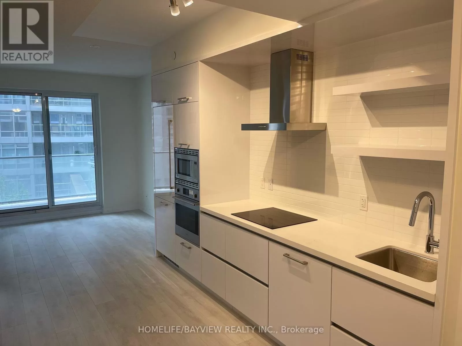 Apartment for rent: 405 - 2221 Yonge Street, Toronto, Ontario M4S 0B8