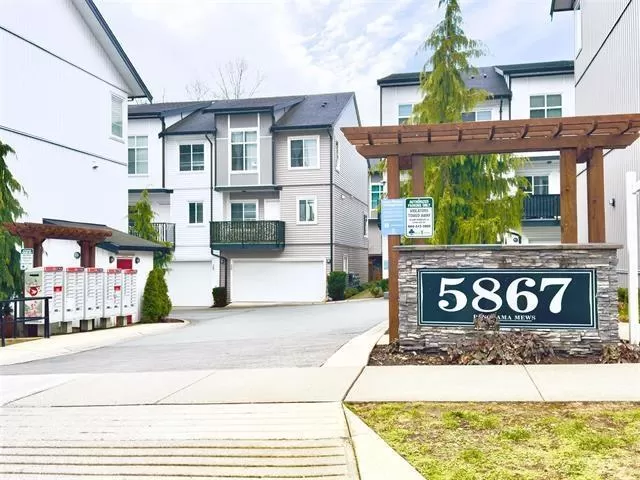 Row / Townhouse for rent: 43 5867 129 Street, Surrey, British Columbia V3X 2P7