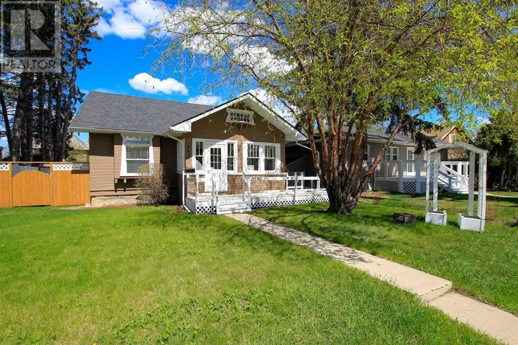 House for rent: 4626 49 Street, Red Deer, Alberta T4N 1T5