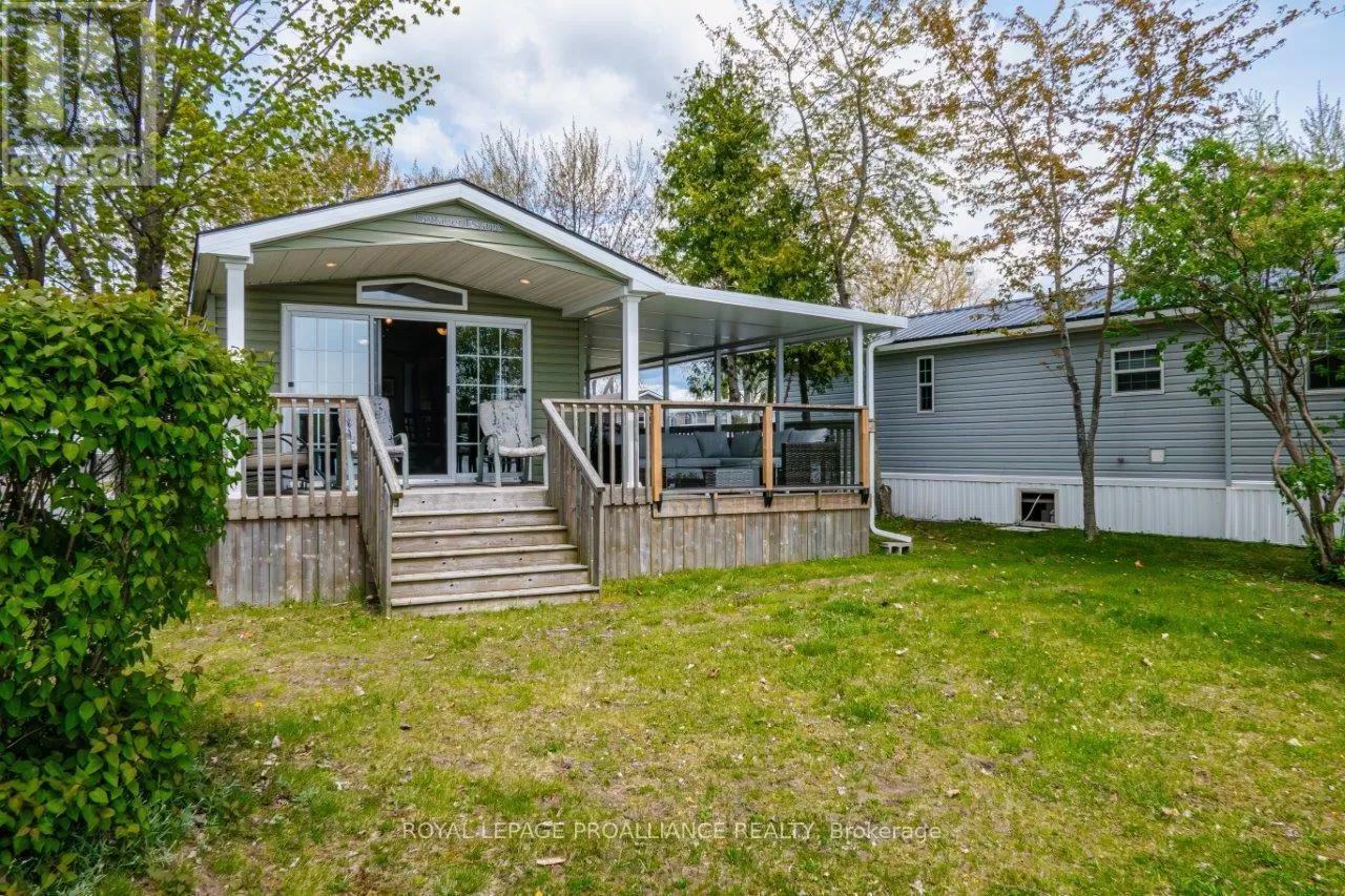 Mobile Home for rent: 486 Cty Rd18-101cherry Beach Lane, Prince Edward County, Ontario K0K 1P0
