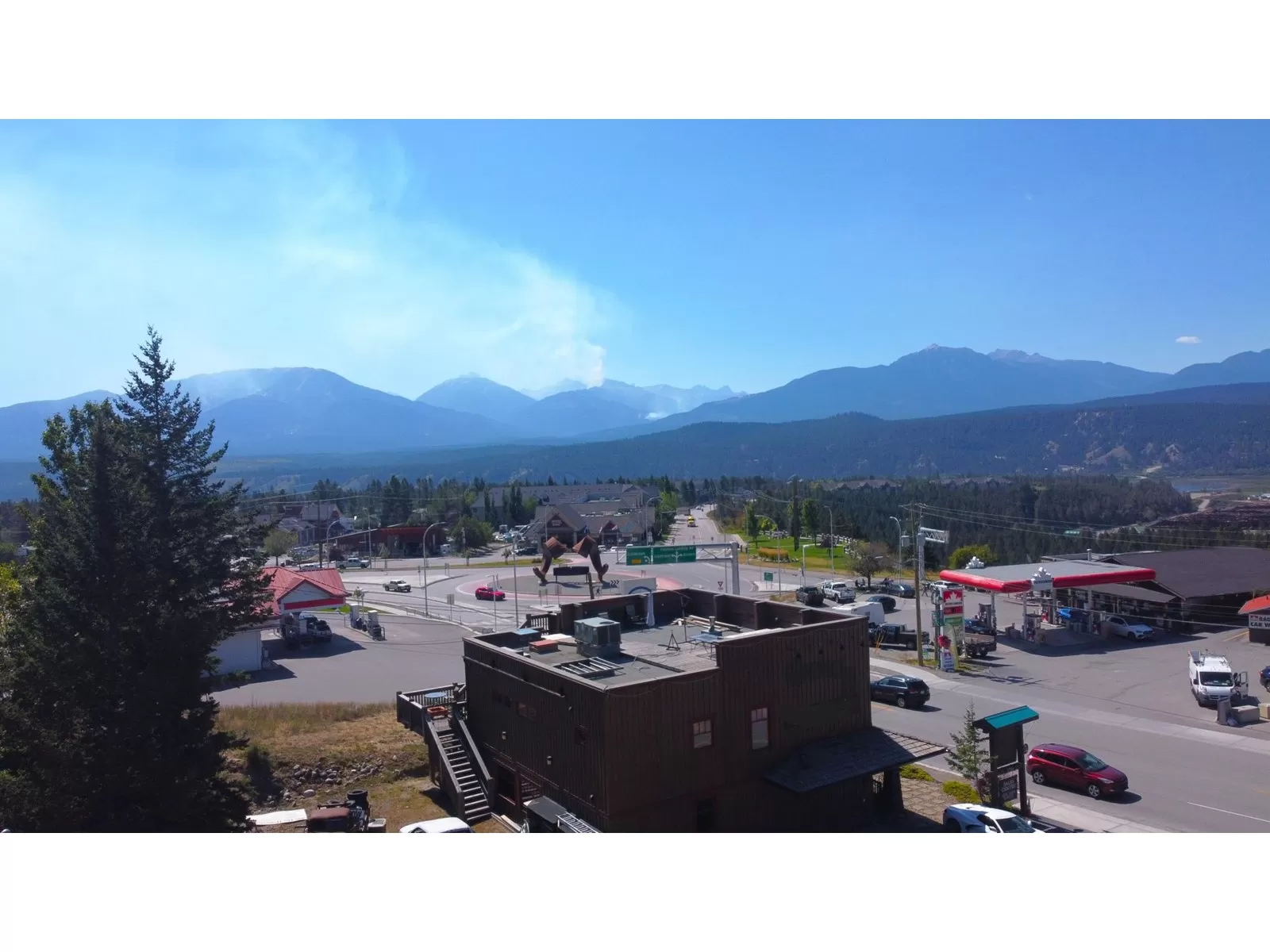4930 Highway 93, Radium Hot Springs, British Columbia V0A 1M0