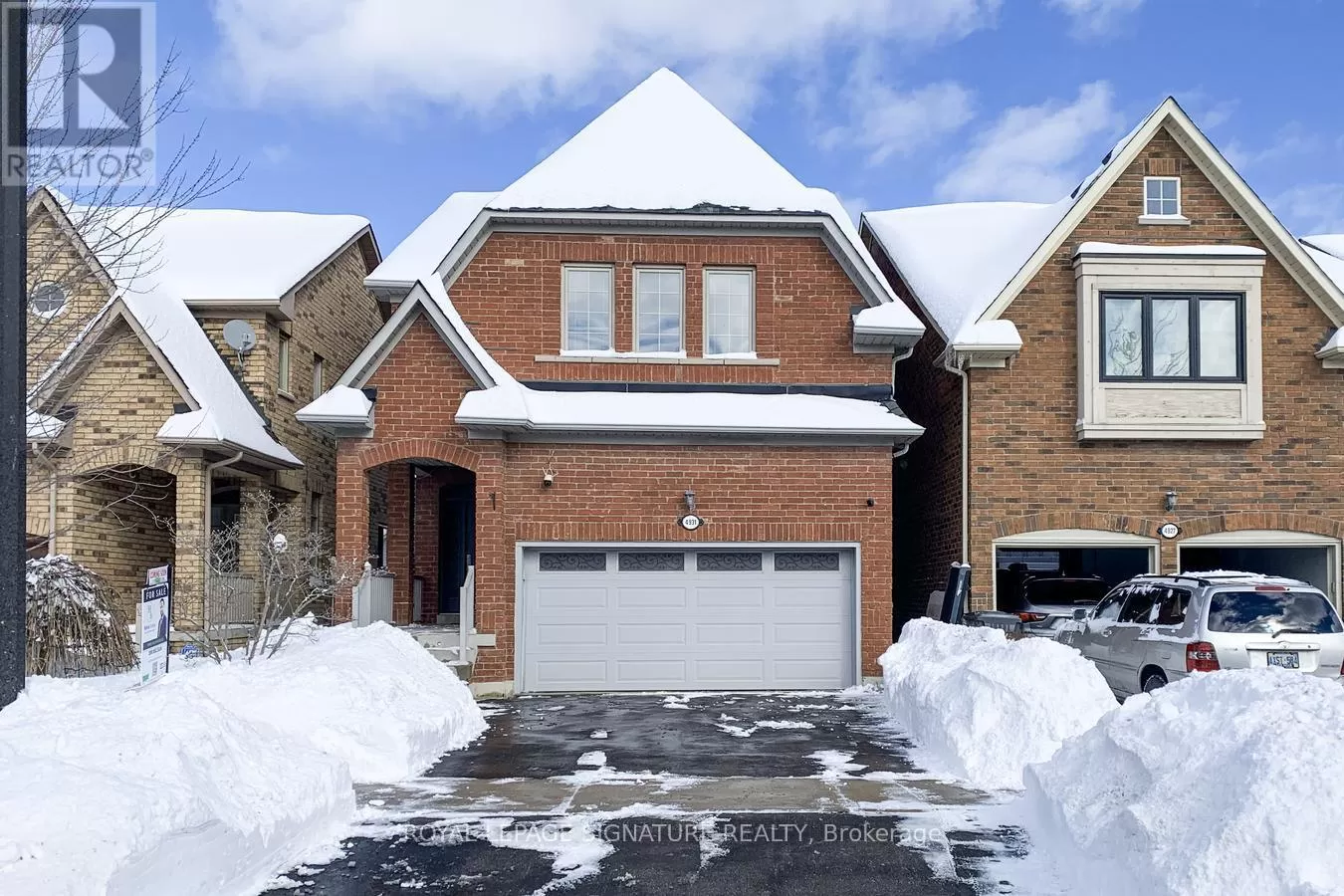 House for rent: 4931 Long Acre Drive, Mississauga, Ontario L5M 7L1