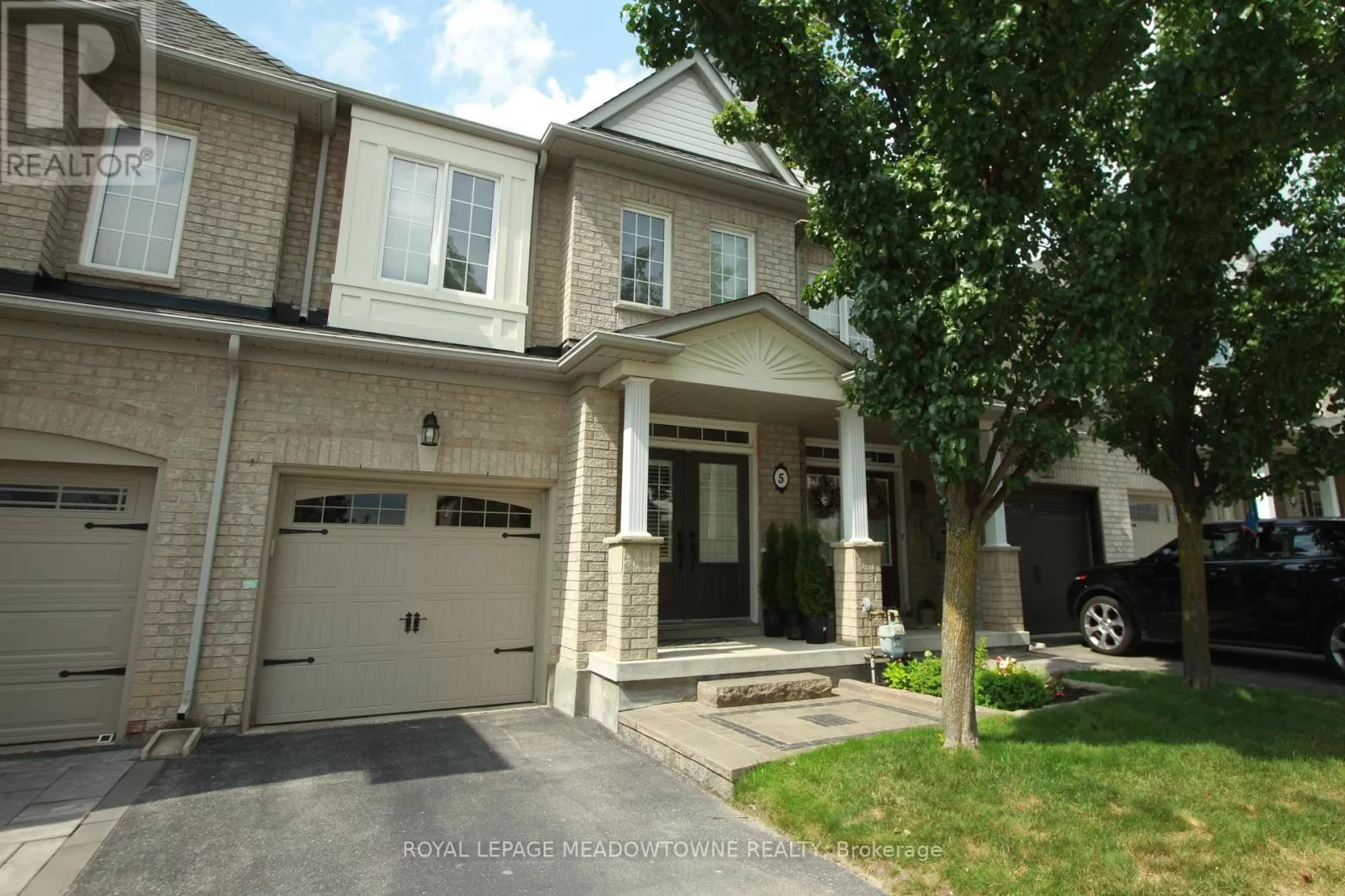 Row / Townhouse for rent: 5 - 320 Ravineview Drive, Vaughan, Ontario L6A 4H1