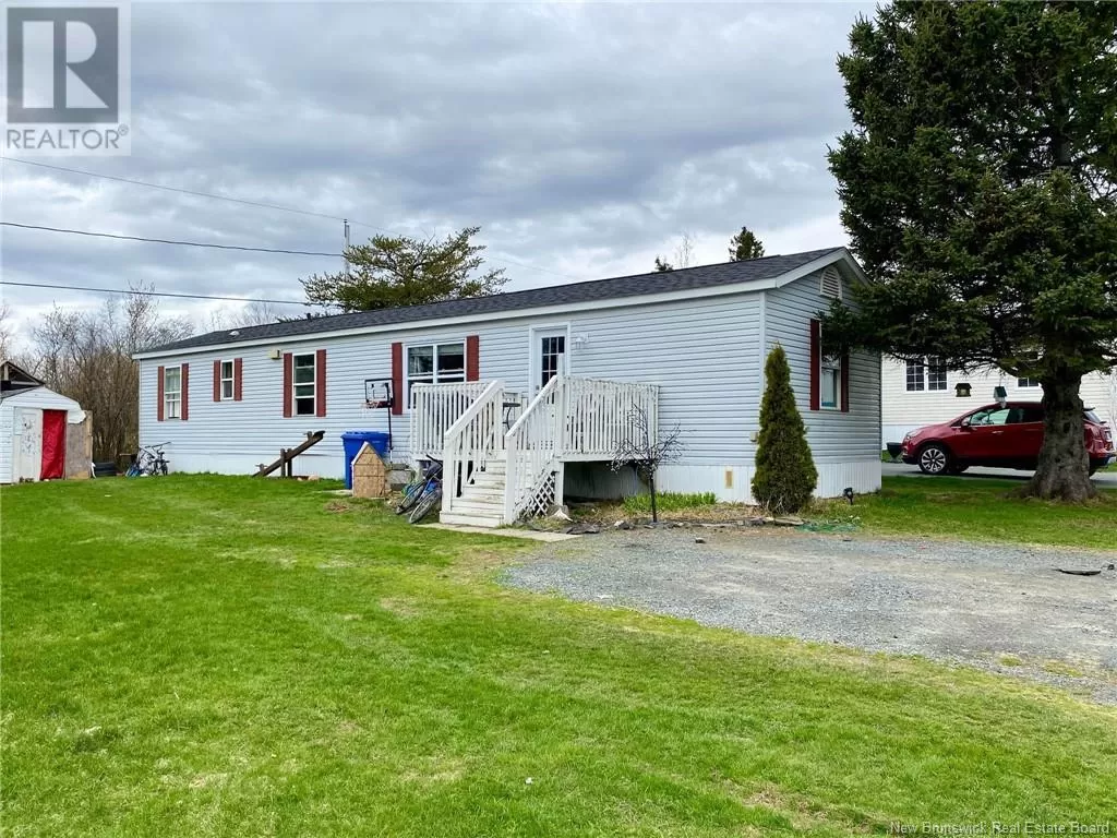 House for rent: 5 Mactavish Cres, Miramichi, New Brunswick E1V 6A6