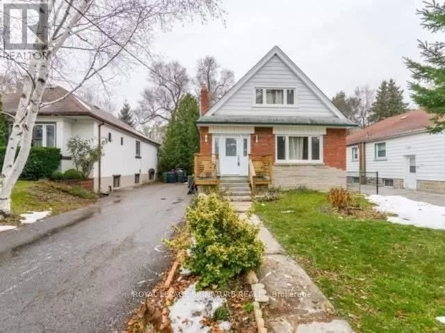 House for rent: 5 Ripon Road, Toronto, Ontario M4B 1H8