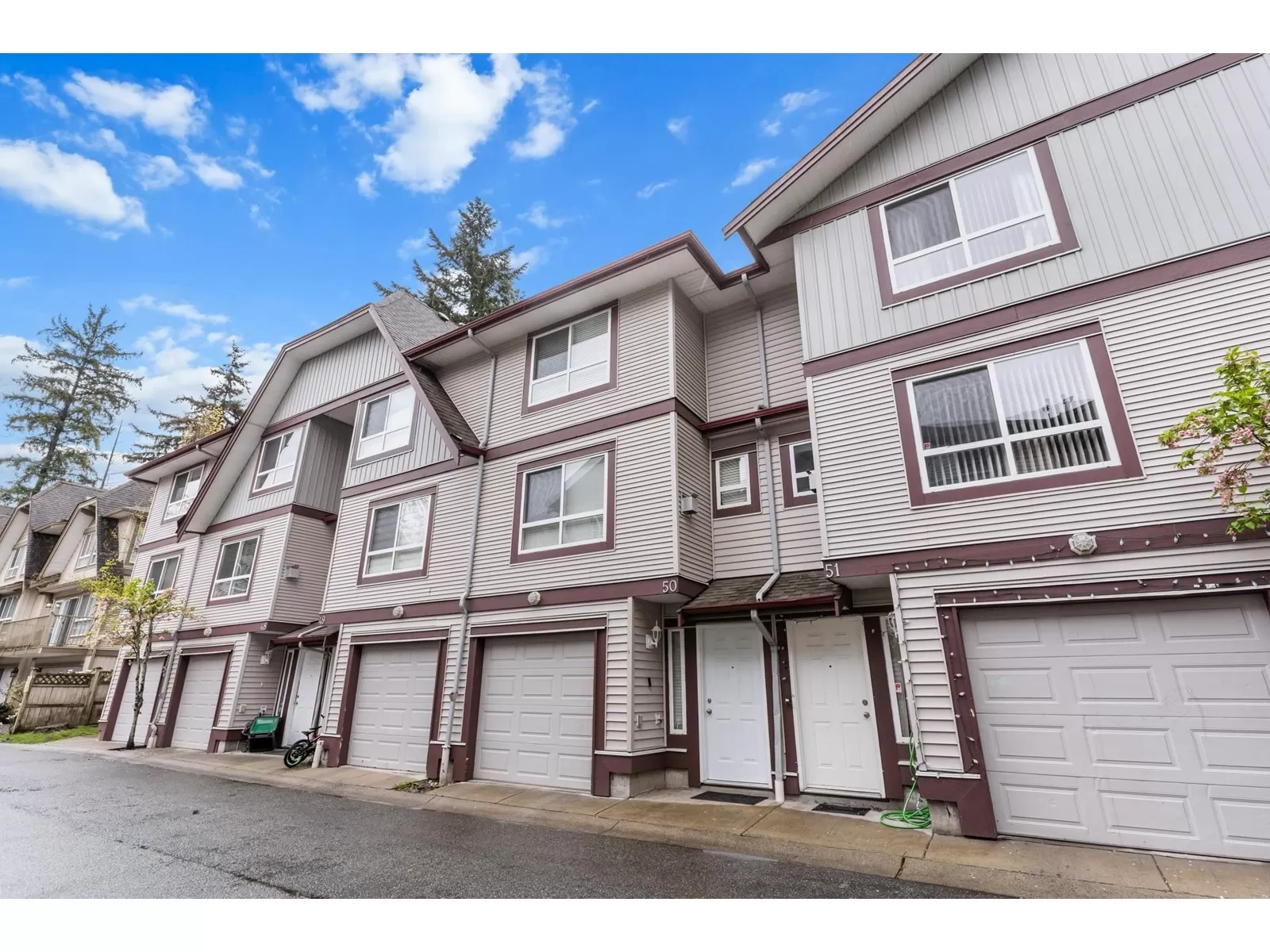 Row / Townhouse for rent: 50 12730 66 Avenue, Surrey, British Columbia V3W 1P3