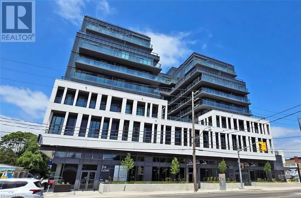 Apartment for rent: 500 Dupont Street Unit# 817, Toronto, Ontario M6G 0B8