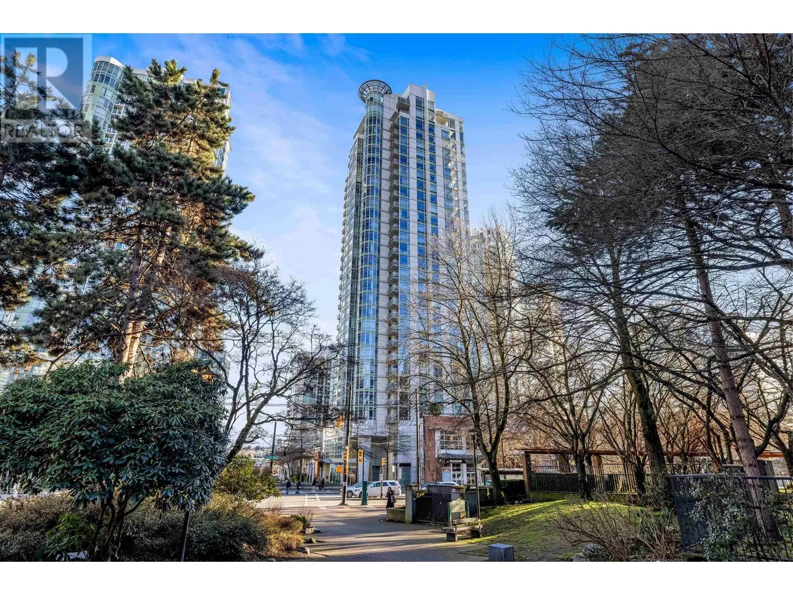 Apartment for rent: 503 198 Aquarius Mews, Vancouver, British Columbia V6Z 2Y4