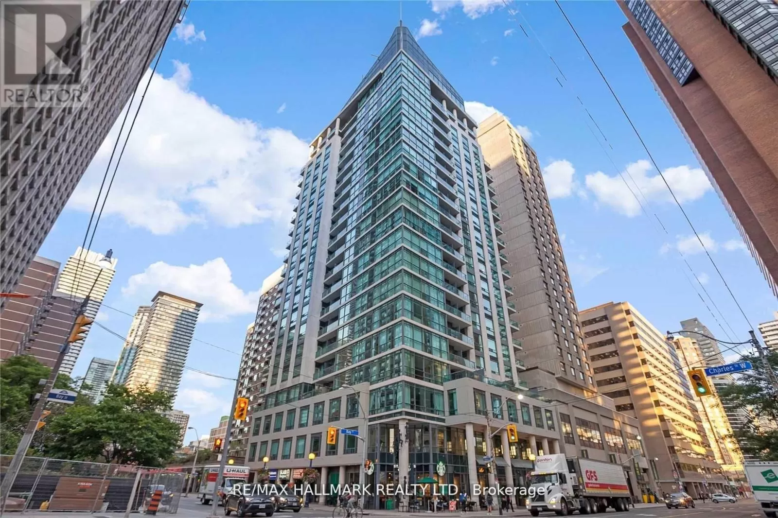 Apartment for rent: 505 - 1121 Bay Street, Toronto, Ontario M5S 3L9