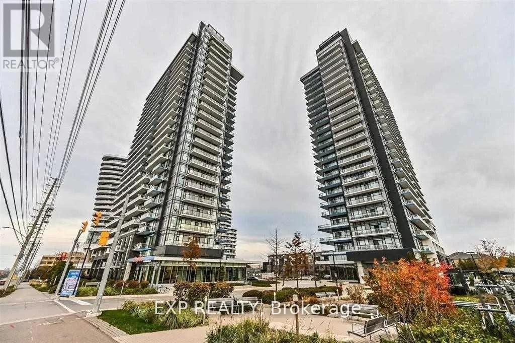 Apartment for rent: 506 - 2560 Eglinton Avenue W, Mississauga, Ontario L5M 0Y3