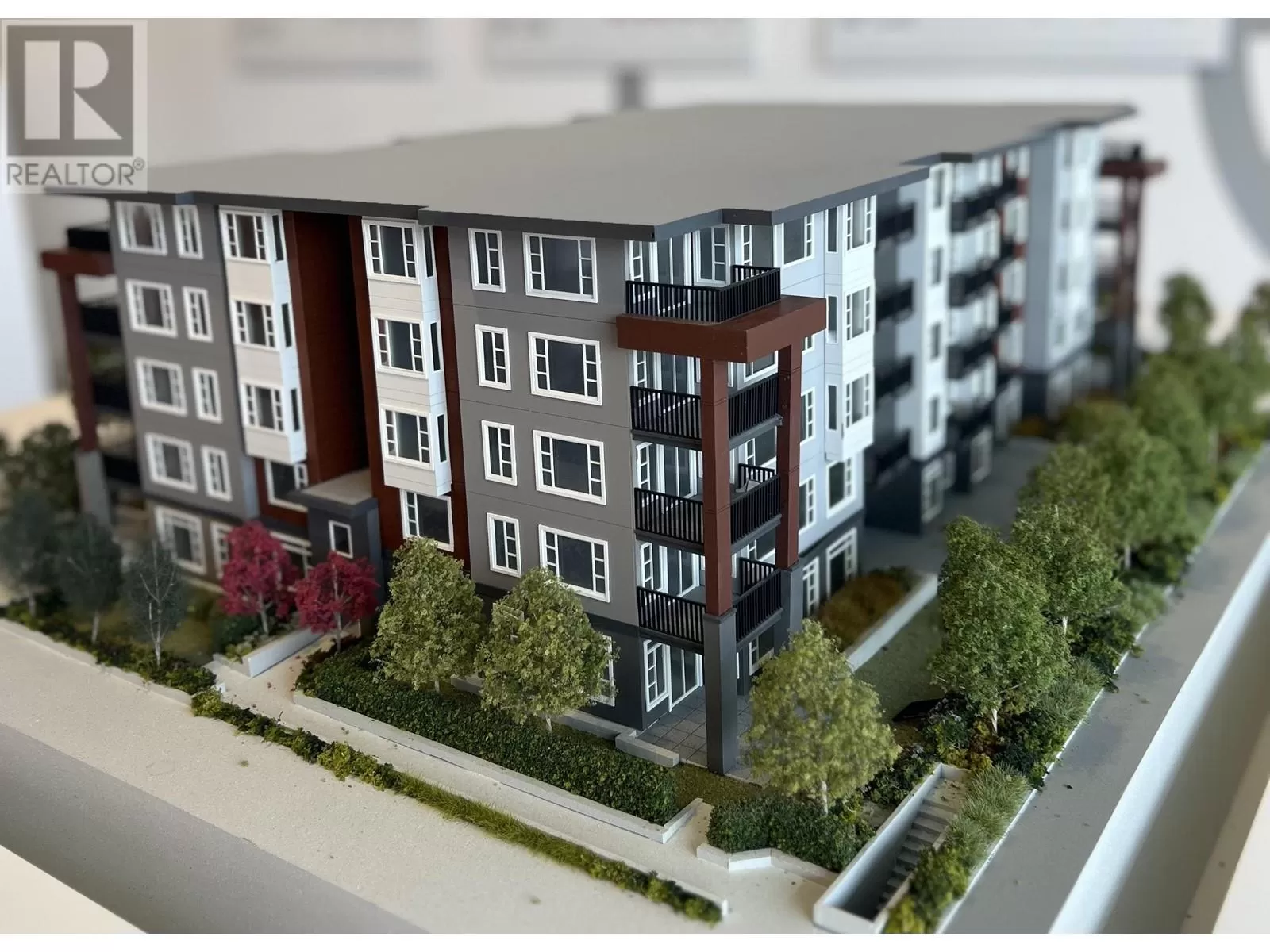 Apartment for rent: 507 22575 Brown Avenue, Maple Ridge, British Columbia V2X 3R6