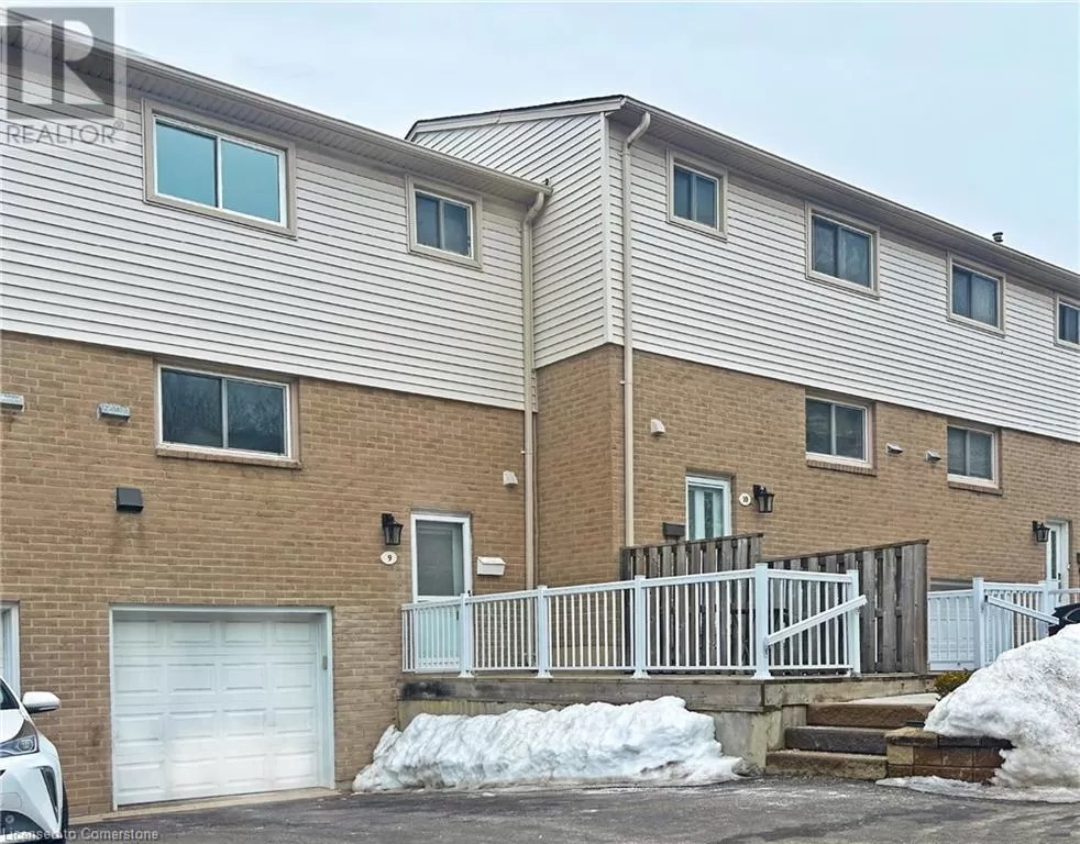 Row / Townhouse for rent: 51 Caroga Court Unit# 9, Hamilton, Ontario L9C 7C2