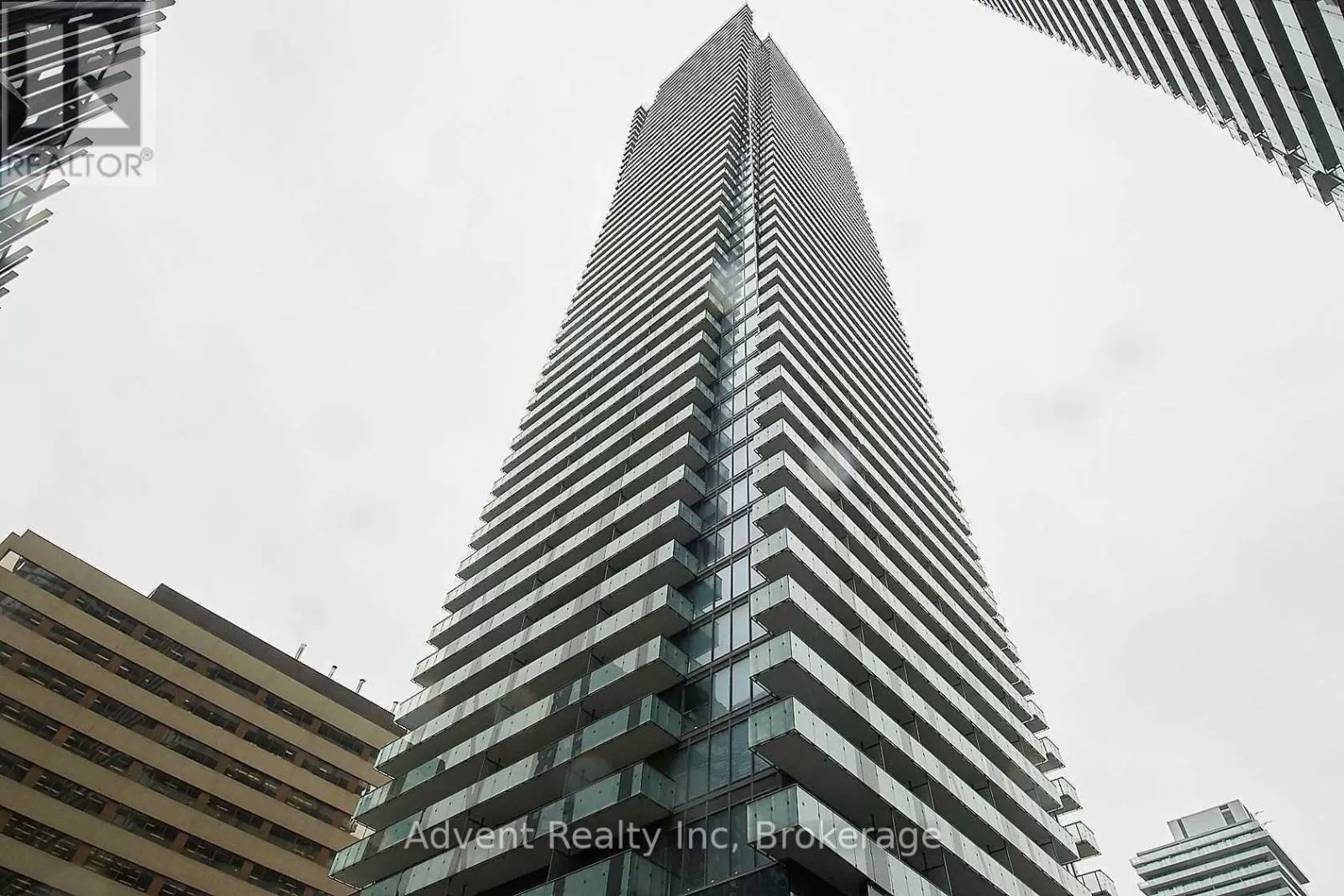 Apartment for rent: 510 - 1080 Bay Street, Toronto, Ontario M5S 0A6