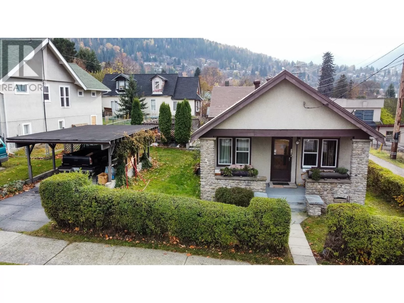 House for rent: 510 Kokanee Avenue, Nelson, British Columbia V1L 3P1