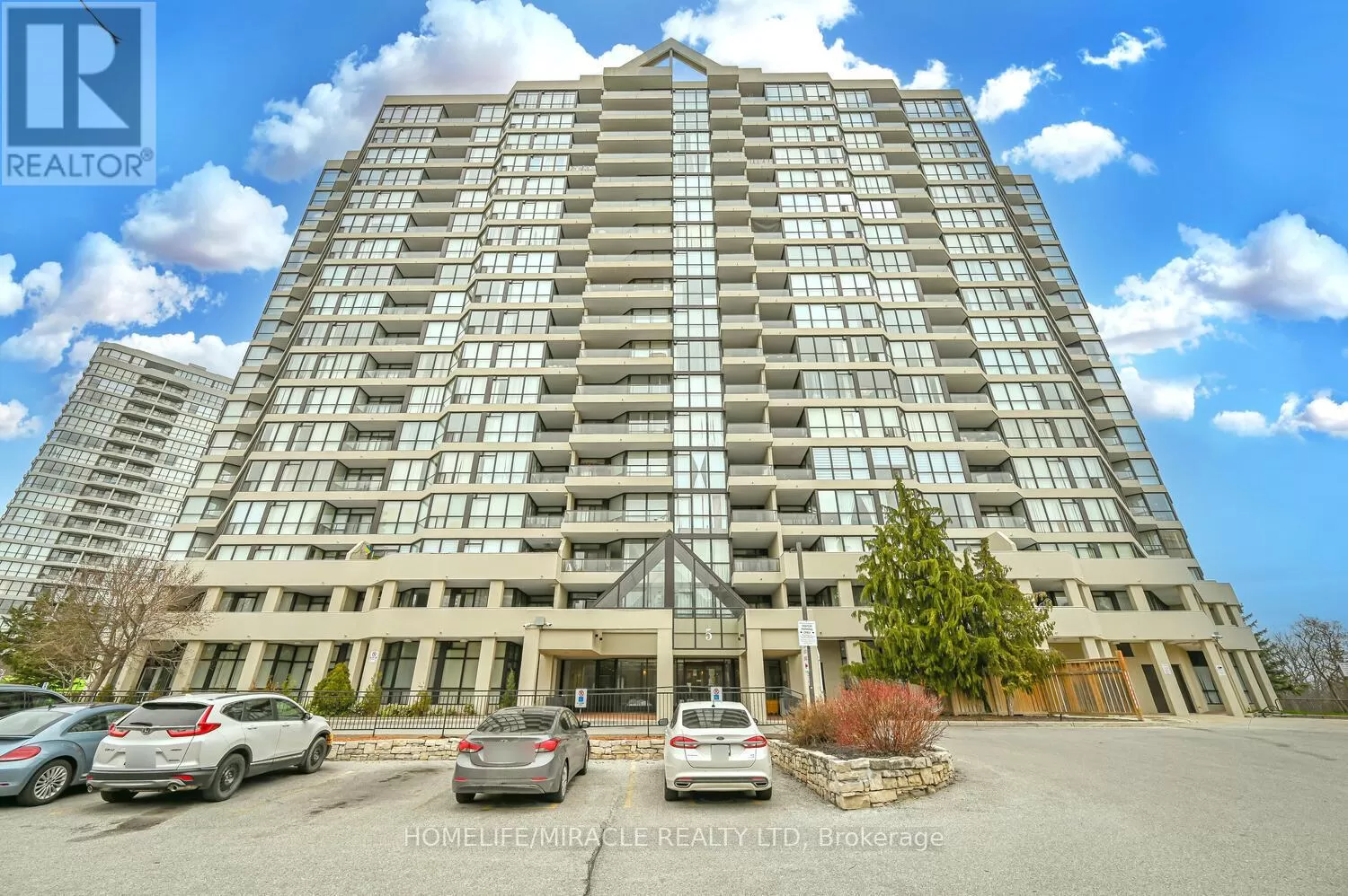 Apartment for rent: 511 - 5 Rowntree Road, Toronto, Ontario M9V 5G9