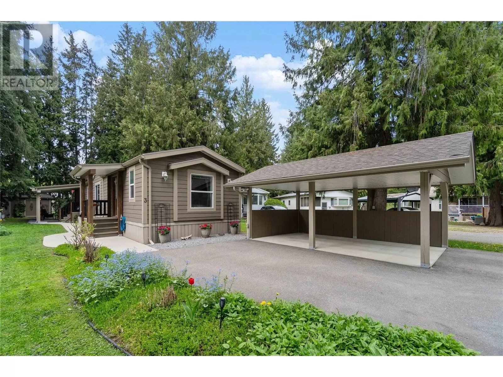 Manufactured Home for rent: 5161 63 Avenue Unit# 3, Salmon Arm, British Columbia V0E 1K0