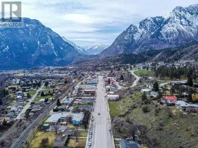 Other for rent: 521 Main Street, Lillooet, British Columbia V0K 1V0