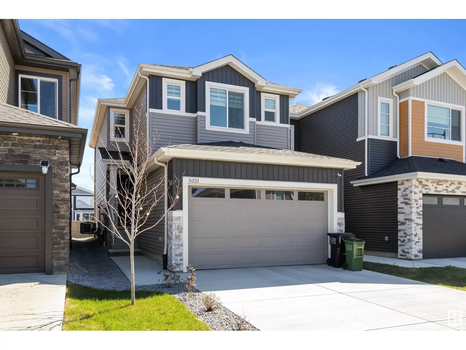 House for rent: 5221 Kimball Cr Sw, Edmonton, Alberta T6W 3B4