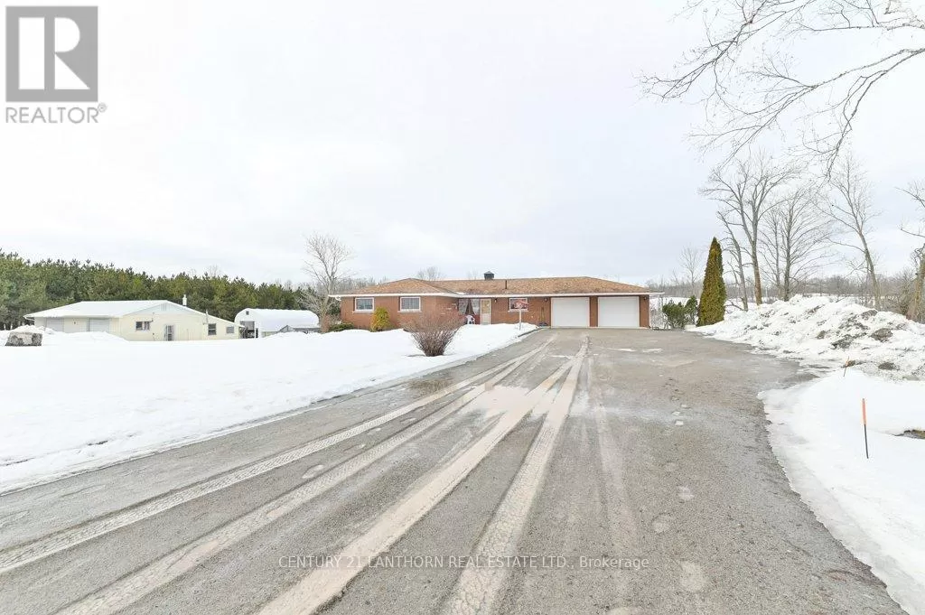 House for rent: 523 Harts Road, Madoc, Ontario K0K 2K0