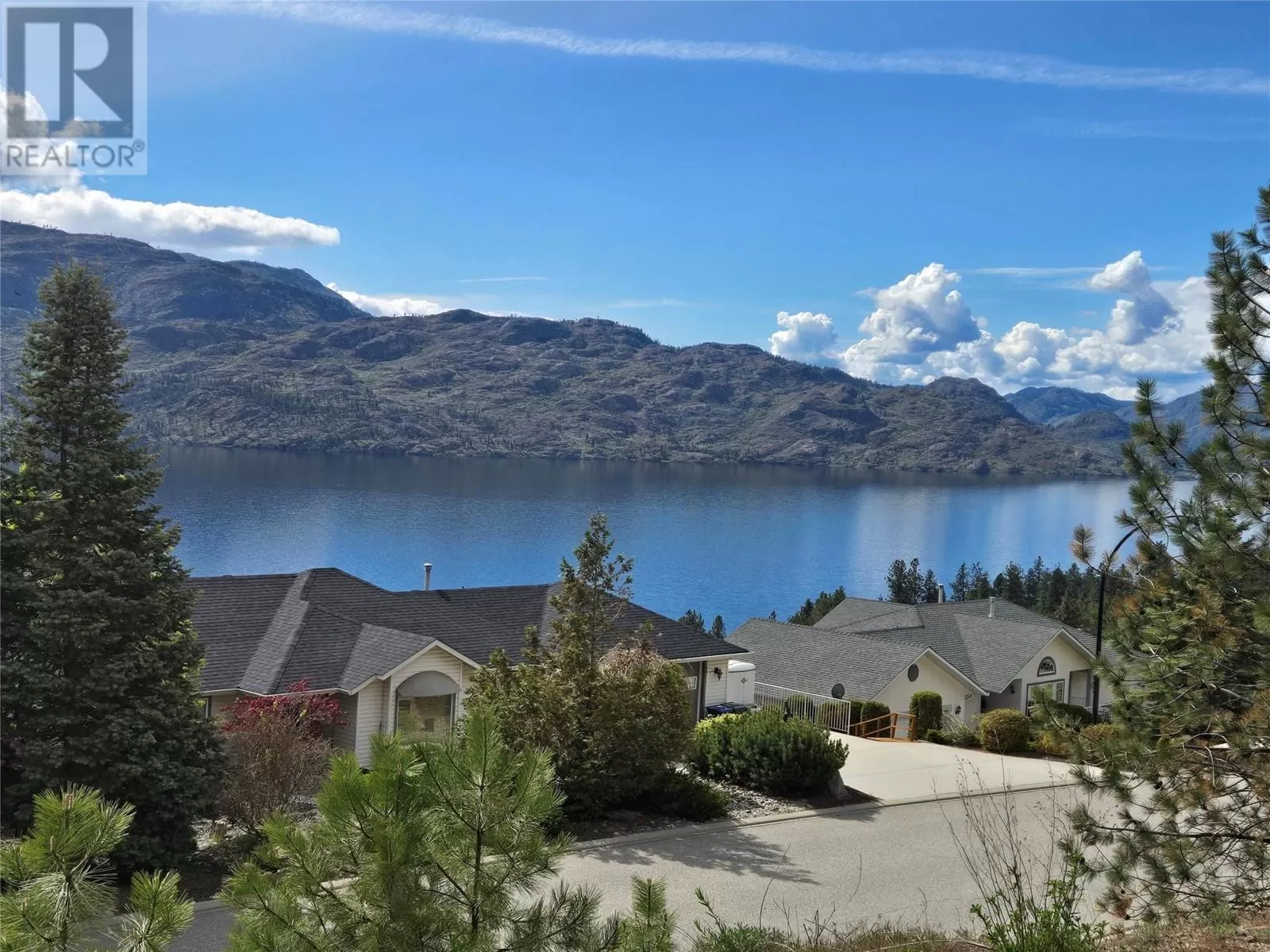 Other for rent: 5274 Sutherland Road, Peachland, British Columbia V0H 1X2