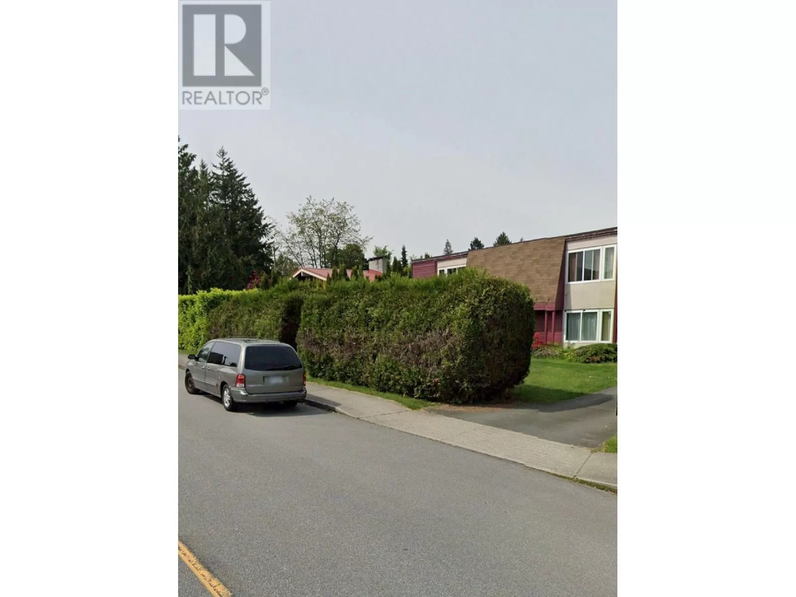 House for rent: 5333 Barker Avenue, Burnaby, British Columbia V5H 2N6