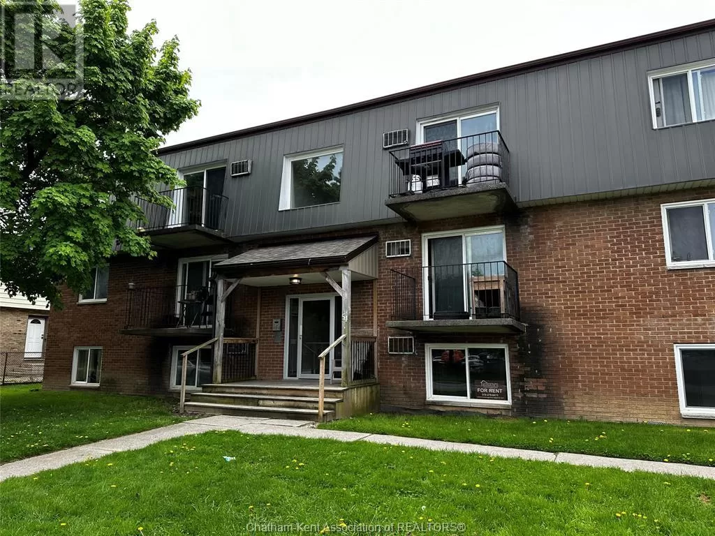 Apartment for rent: 54 Timmins Crescent Unit# 4, Chatham, Ontario N7L 4E1