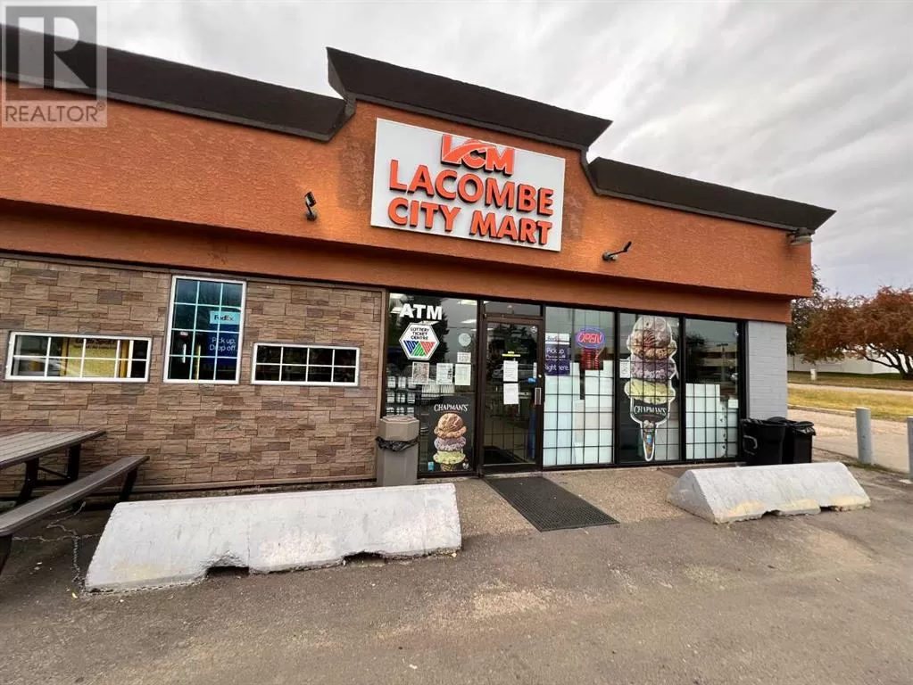 Retail for rent: 5536 58 Street, Lacombe, Alberta T4L 1N6