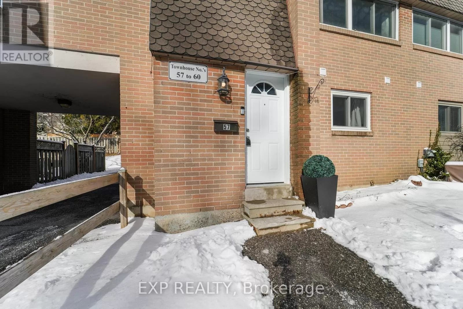 Row / Townhouse for rent: 57 - 1235 Radom Street, Pickering, Ontario L1W 1J3