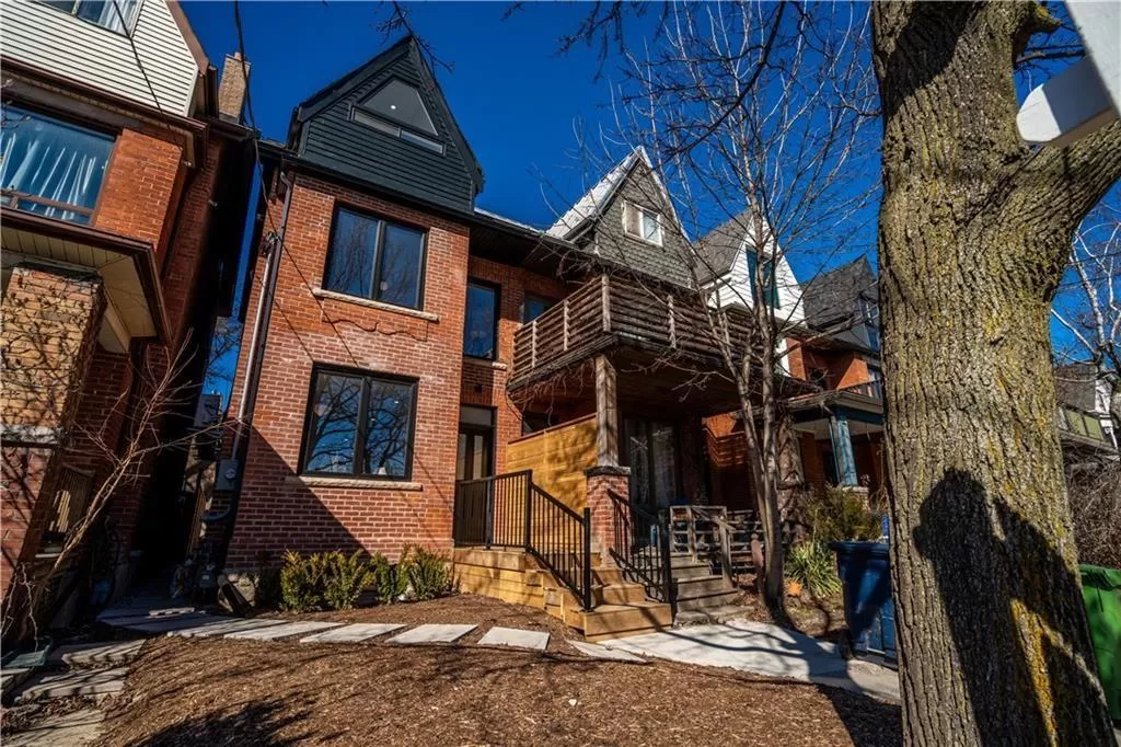 House for rent: 58 Springhurst Avenue, Toronto, Ontario M6K 1B6