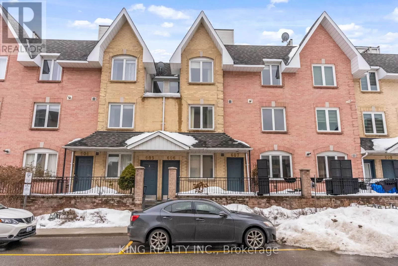 Row / Townhouse for rent: 606 - 75 Weldrick Road E, Richmond Hill, Ontario L4C 0H9