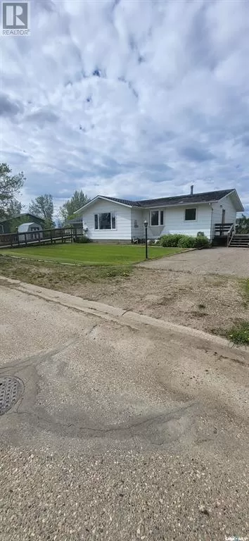 House for rent: 608 Boscurvis Avenue, Oxbow, Saskatchewan S0C 2B0